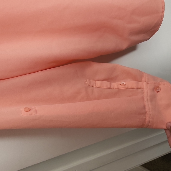 Talbots 3XL, Blouse in Peach/Salmon, 100% Polyester - Picture 8 of 9